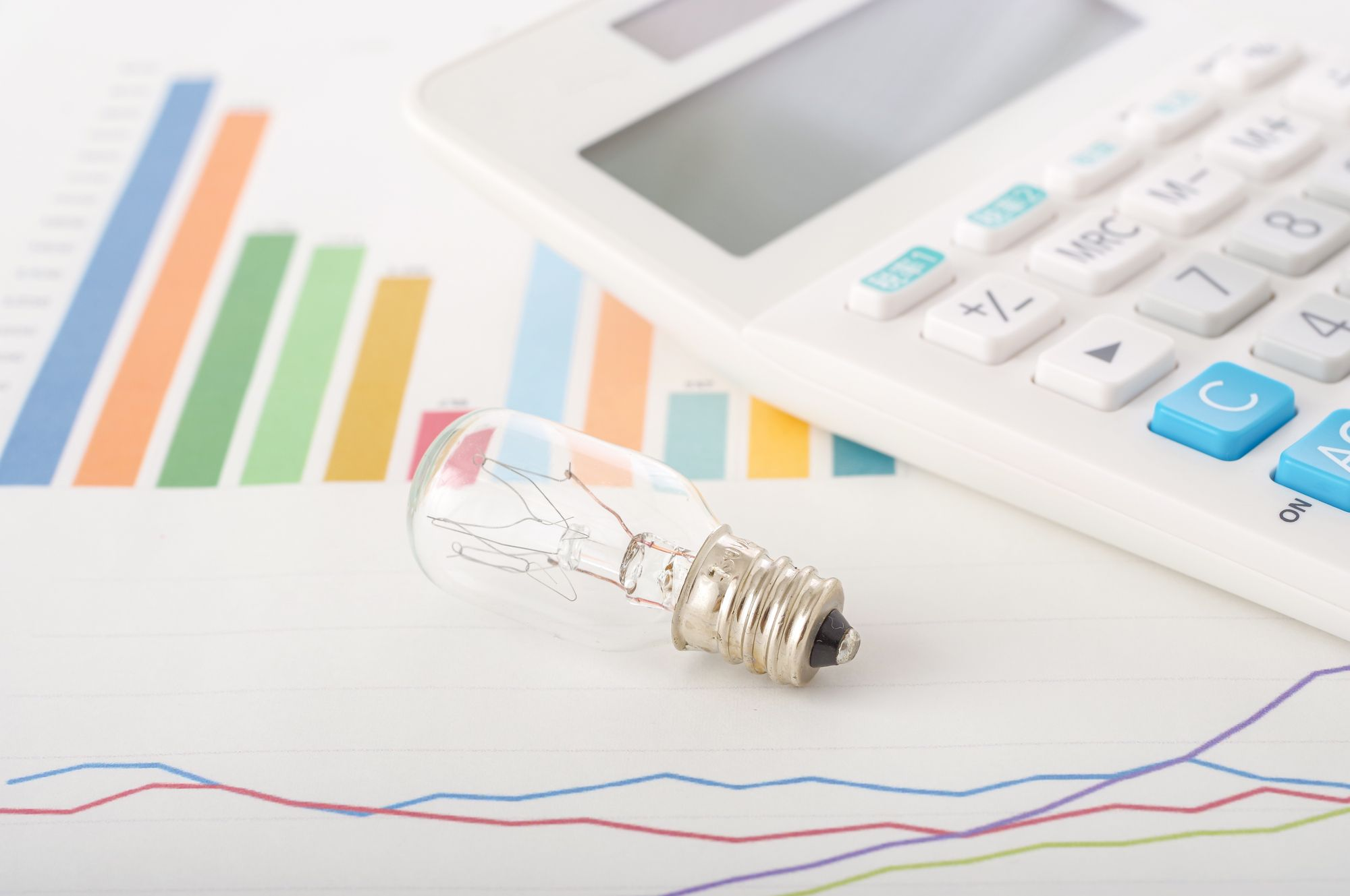 電気使用量の把握方法と電気の削減方法とは？