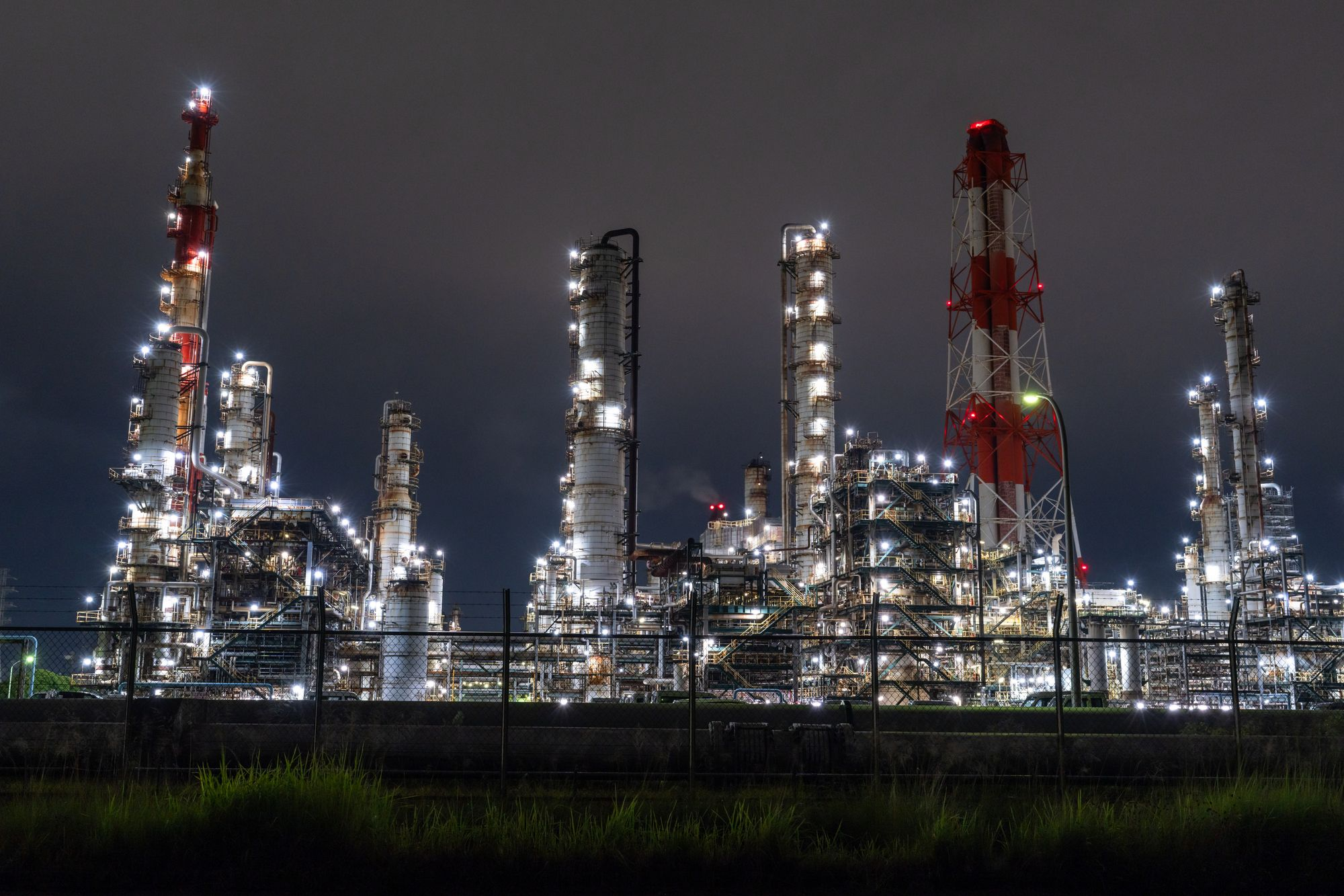 工場の電気代削減の秘訣とは？取り組むべき項目について解説！