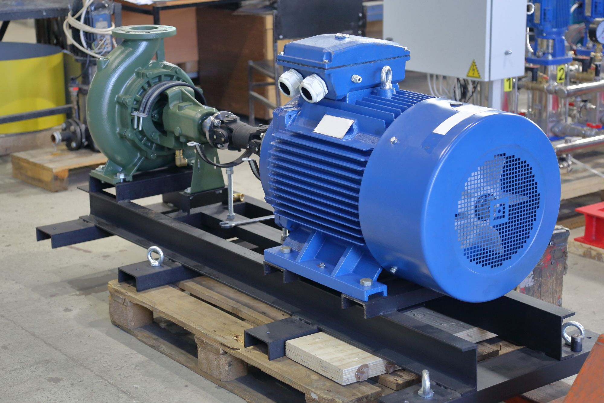 工場でのポンプの省エネ対策！コスト削減効果が高い具体的な施策を紹介