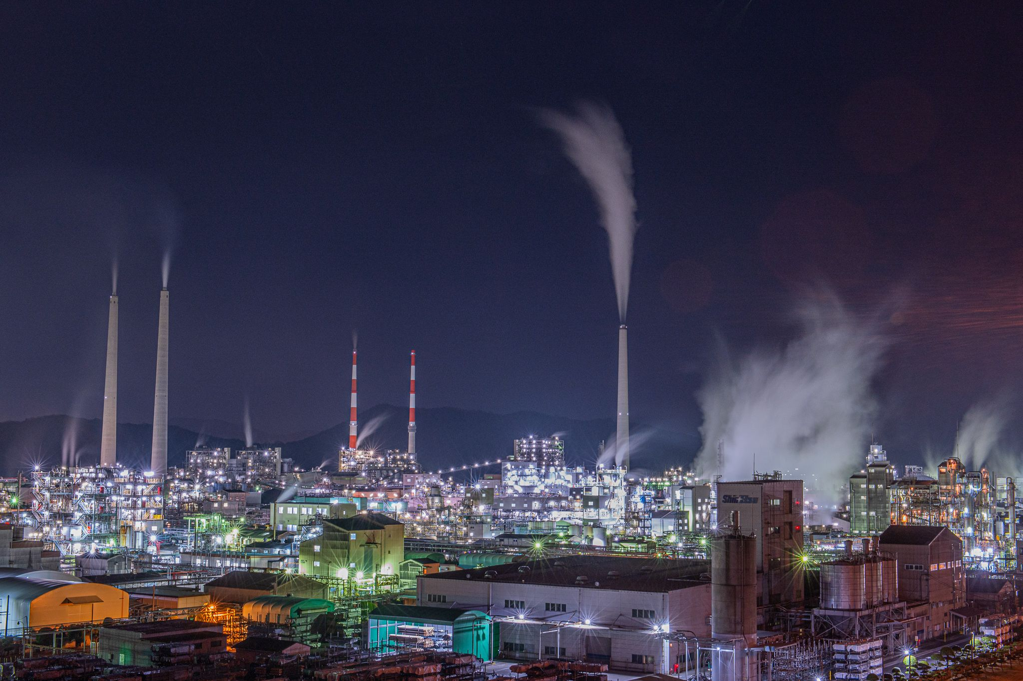 製造業で生産能力を落とさず電気料金削減はできる？