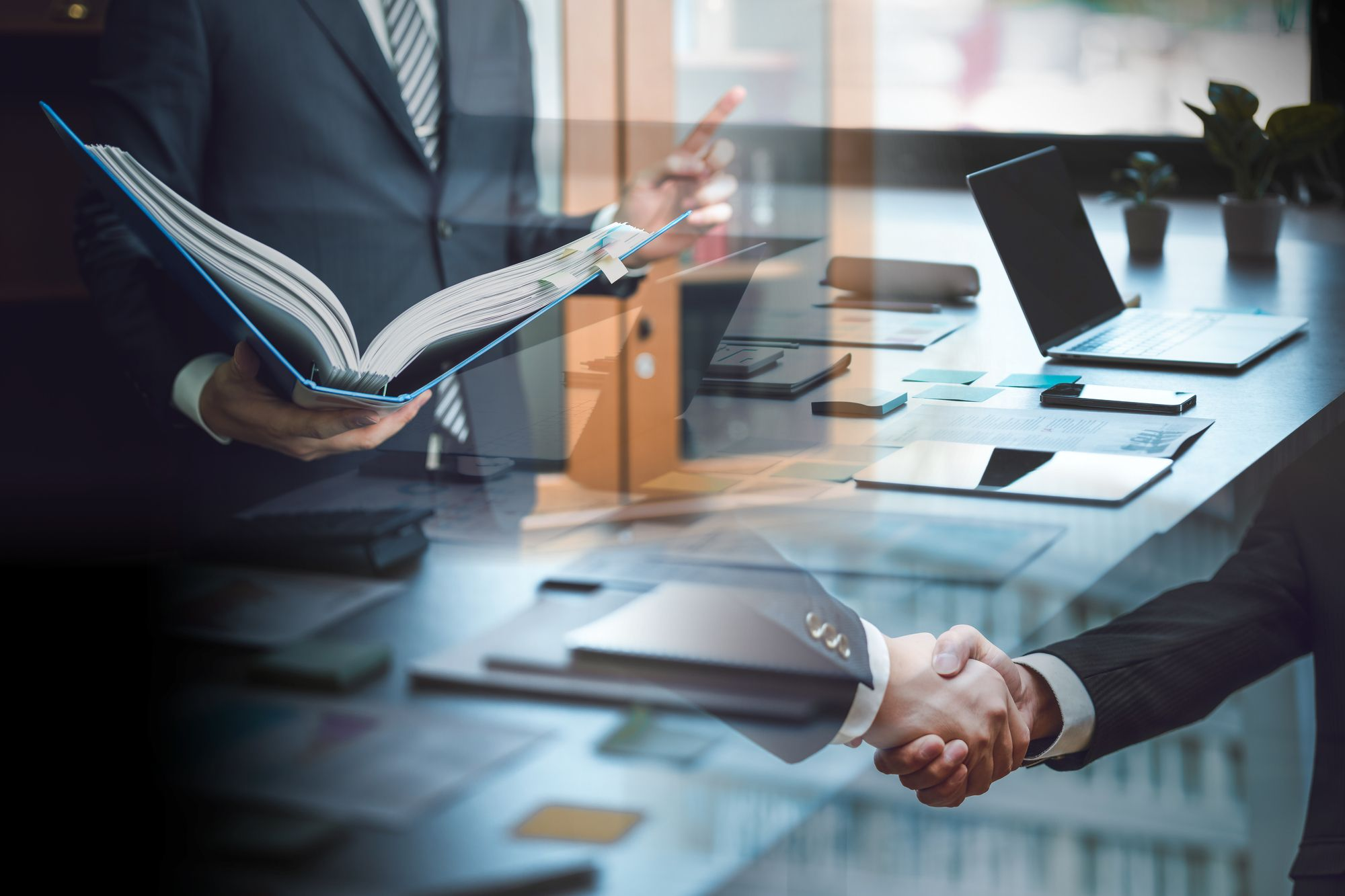 最適な電気代削減コンサルティングサービスを選ぼう！プロが教えるコスト削減ガイド