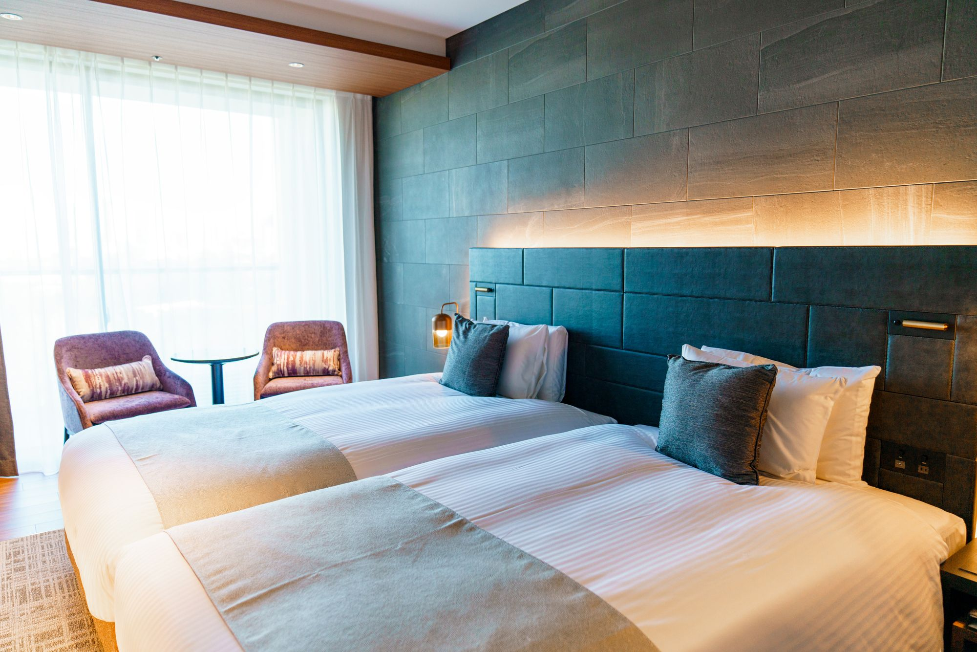 宿泊施設（ホテルや旅館）の電気代を削減する方法7選｜コストアップの原因を取り除くには？